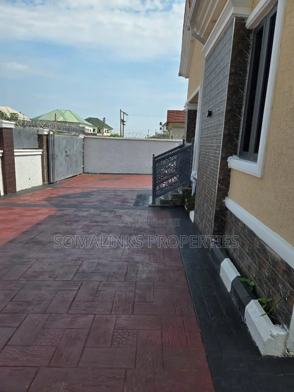 3bdrm Bungalow in Pyakasa, Sabon Lugbe for sale in Sabon Lugbe
