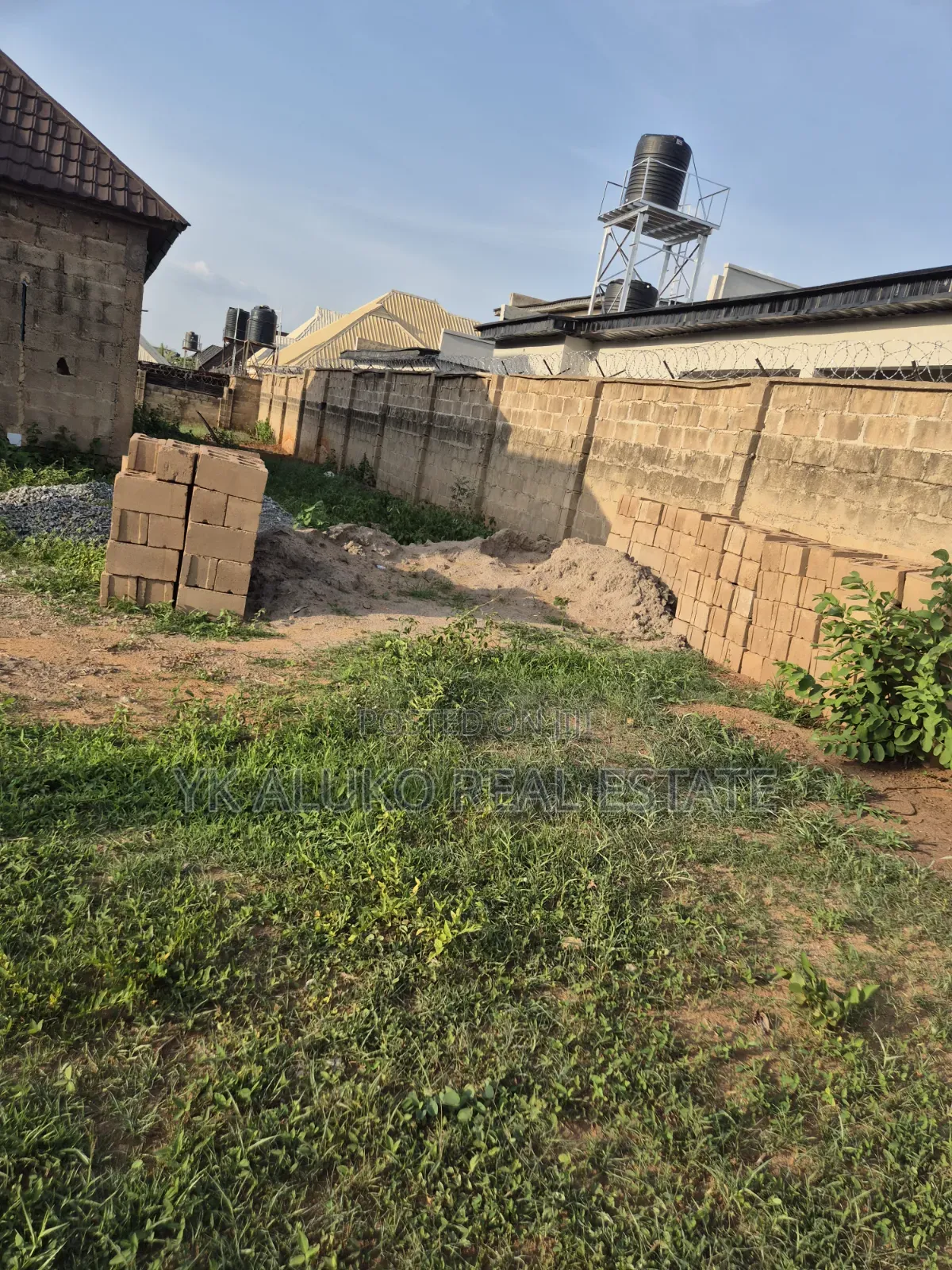 4bdrm Bungalow in Fedral Government for sale in Ilorin West