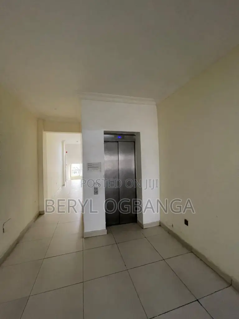 3bdrm Apartment in Ikate for sale in Ikate