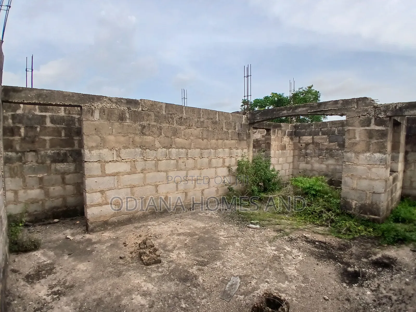 6bdrm Bungalow in Aroro Yerokun, Ojoo, Ibadan for sale in Ibadan