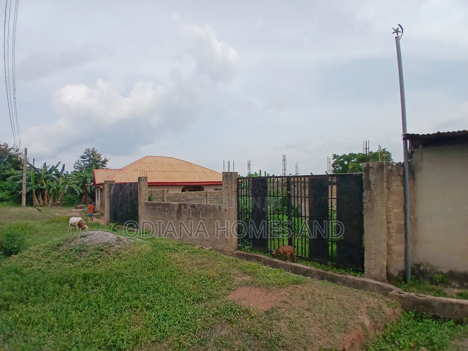 6bdrm Bungalow in Aroro Yerokun, Ojoo, Ibadan for sale in Ibadan