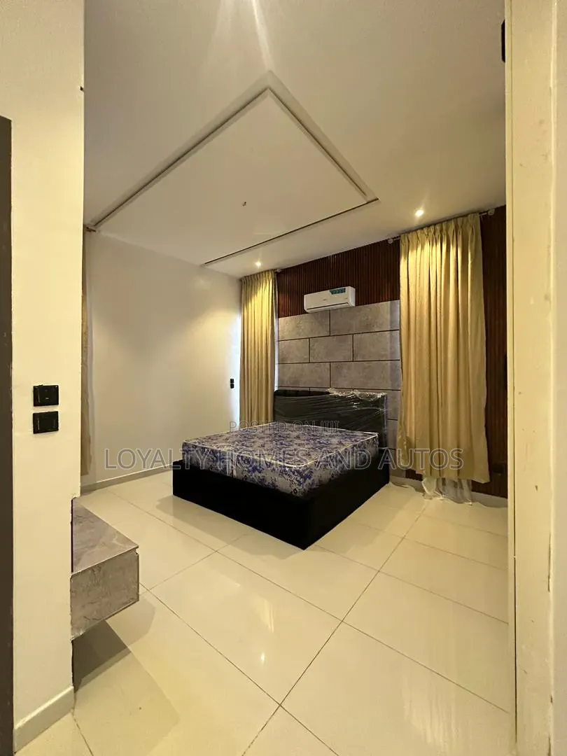 Furnished 5bdrm Duplex in Ologolo for sale in Ologolo