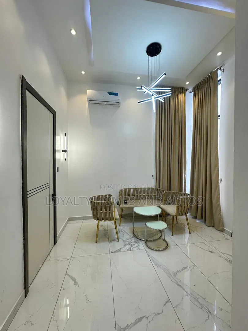 Furnished 5bdrm Duplex in Ologolo for sale in Ologolo