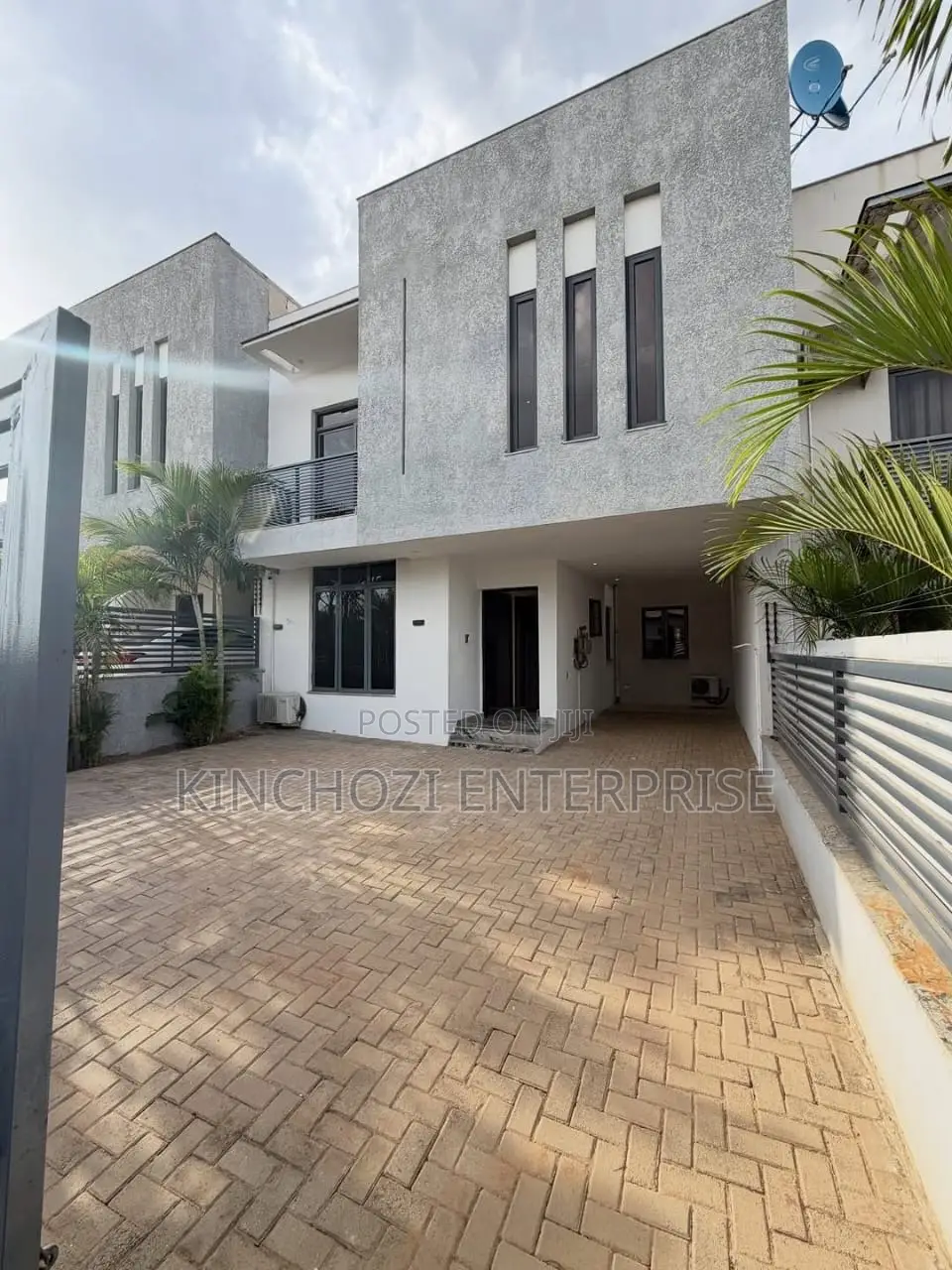 4bdrm Duplex in Lifecamp, Wumba for rent in Wumba