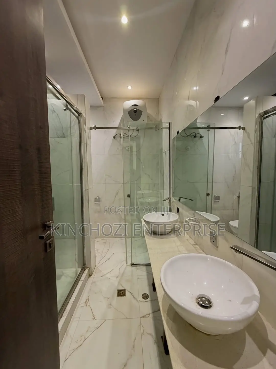 4bdrm Duplex in Lifecamp, Wumba for rent in Wumba