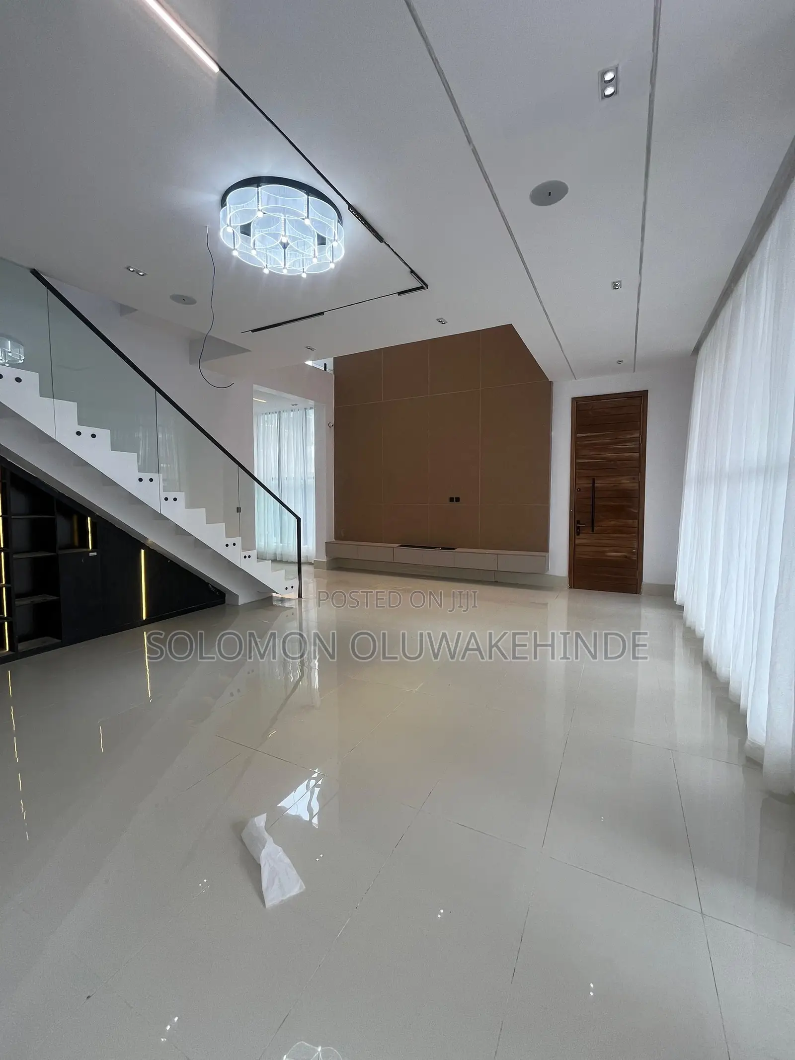 5bdrm Duplex in Vgc for sale in VGC / Ajah