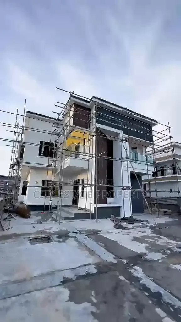 4bdrm Duplex in Cedarwood, Rukpokwu for sale in Rukpokwu