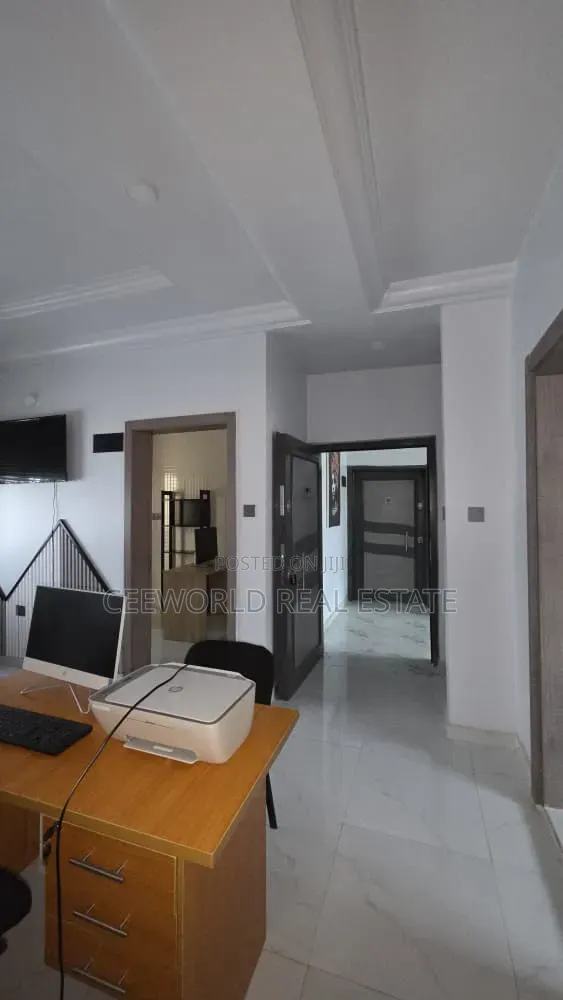 Furnished Spacious 3 Bedroom Office Space at Bodija in Bodija