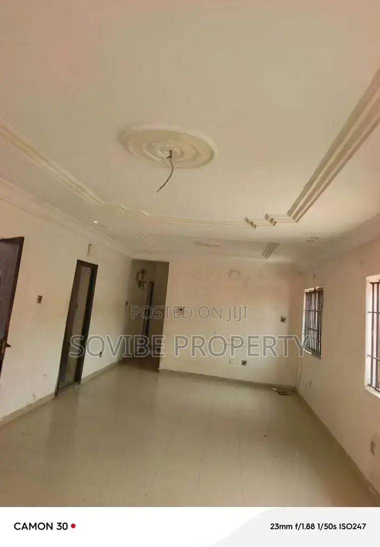 Furnished 4bdrm Duplex in Gateway, GRA Phase 2 Shangisha for rent in GRA Phase 2 Shangisha