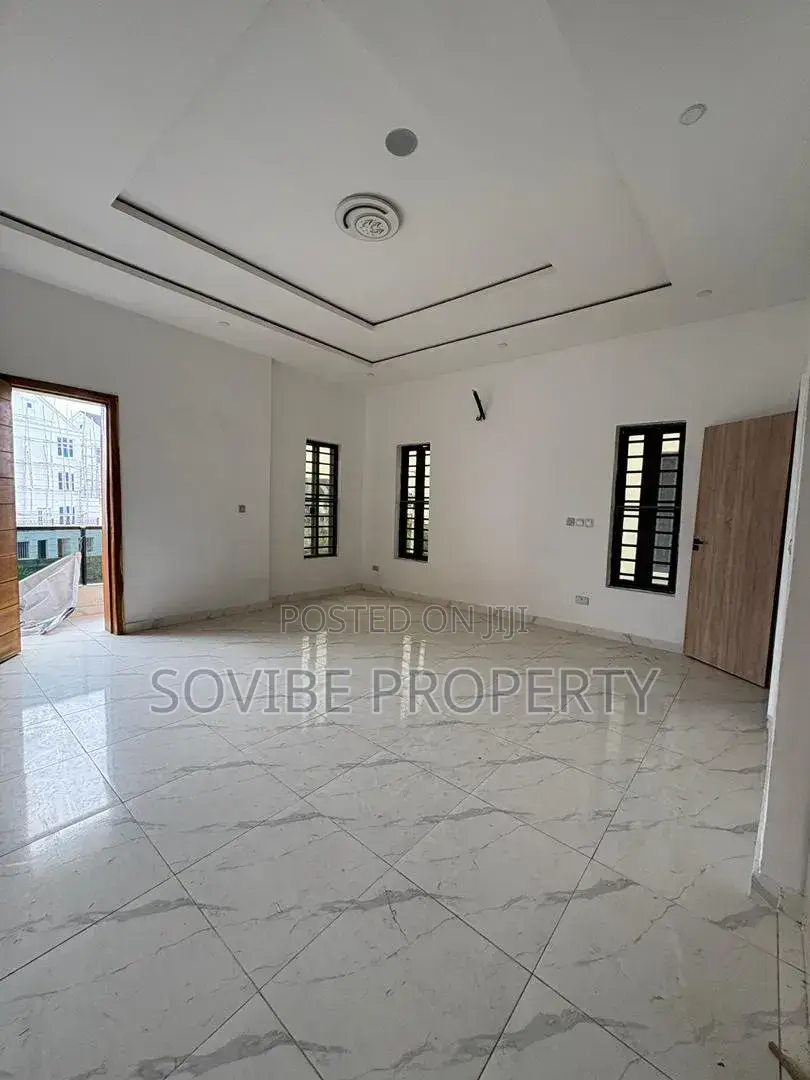 Furnished 4bdrm Duplex in Gateway, GRA Phase 2 Shangisha for rent in GRA Phase 2 Shangisha
