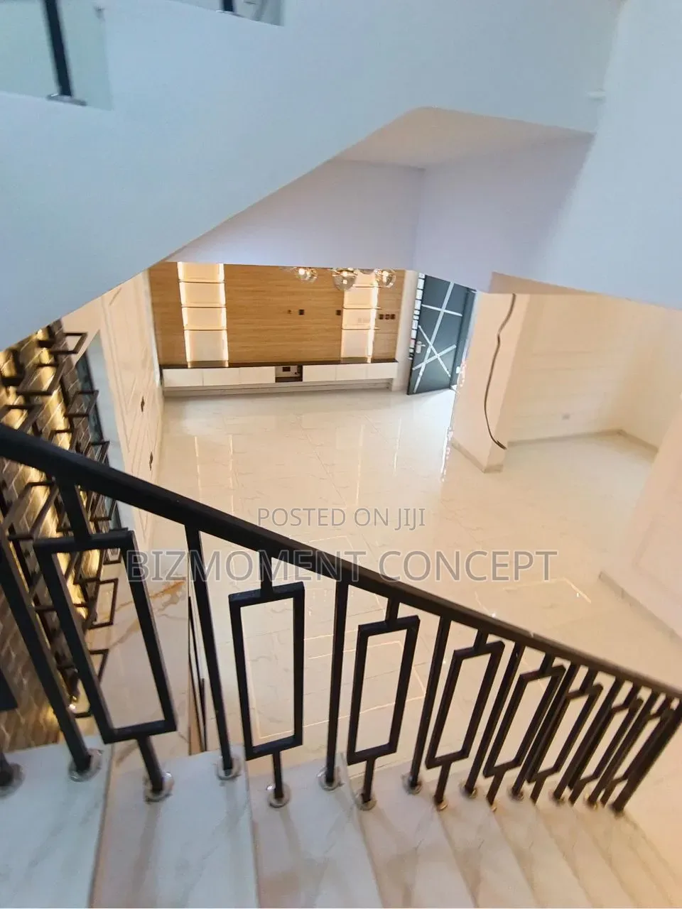5bdrm Duplex in Omole Phase 1 for sale in Omole Phase 1