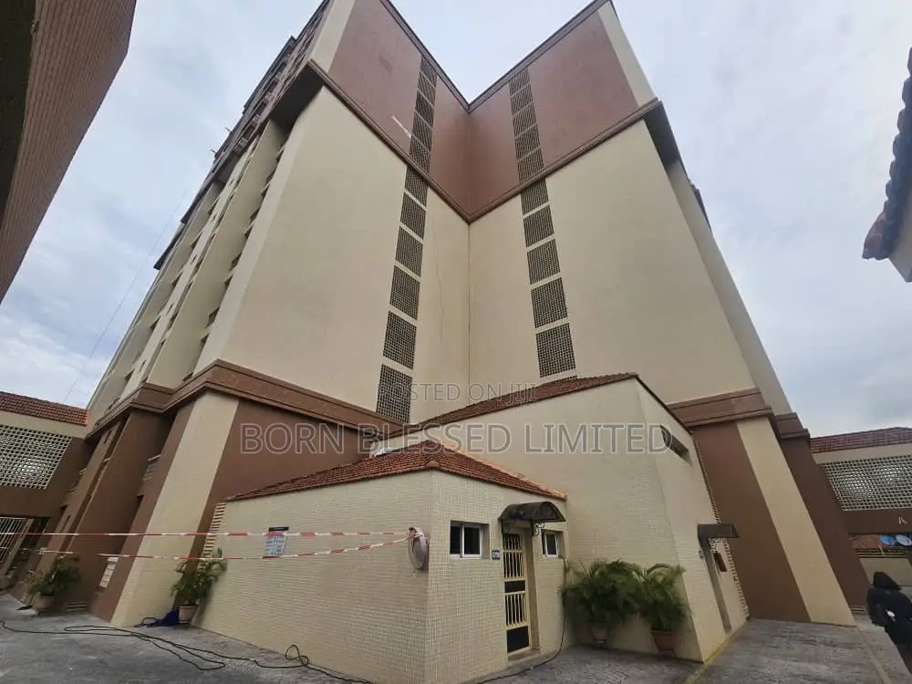 3bdrm Block of Flats in Old Ikoyi, Lagos State for rent in Lagos State