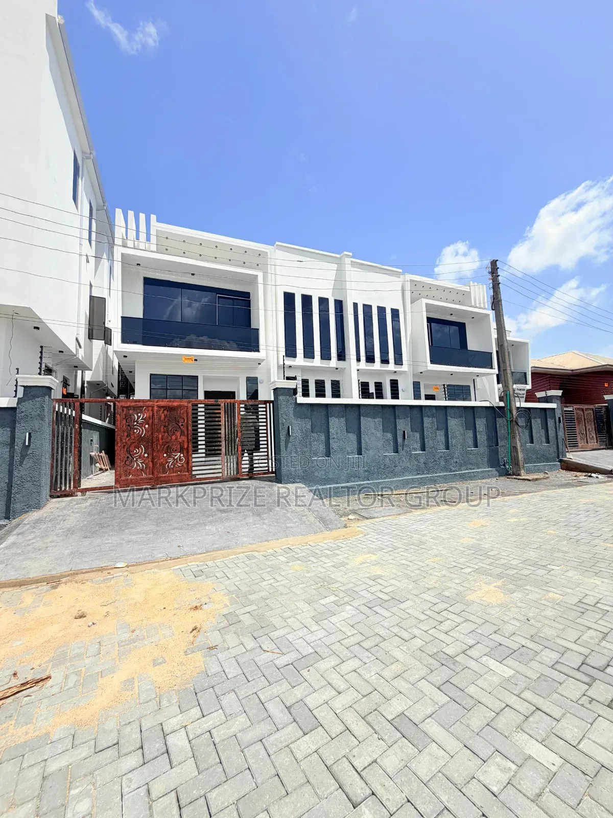 4bdrm Duplex in Amuwo Odofin Festac for sale in Festac
