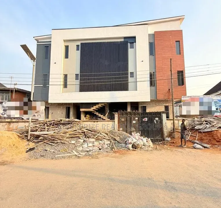Furnished 2bdrm Apartment in Surulere Lagos for sale in Aguda / Surulere