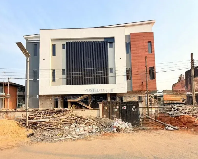 Furnished 2bdrm Apartment in Surulere Lagos for sale in Aguda / Surulere