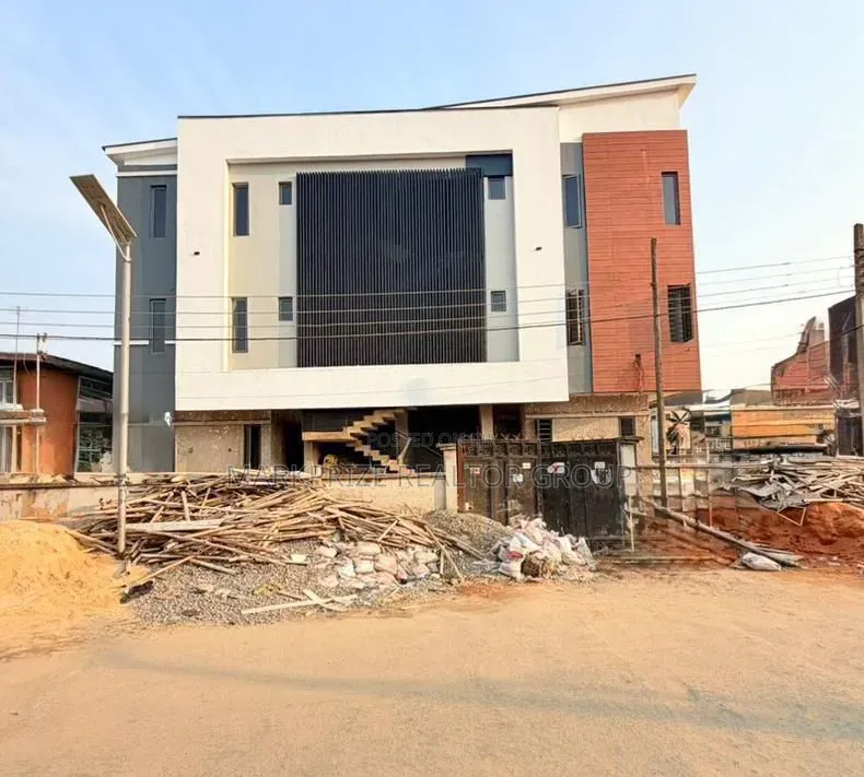 Furnished 2bdrm Apartment in Surulere Lagos for sale in Aguda / Surulere