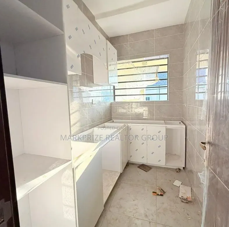 Furnished 2bdrm Apartment in Surulere Lagos for sale in Aguda / Surulere