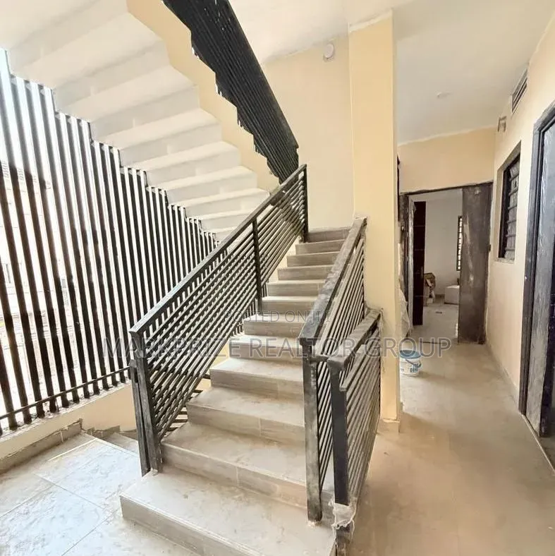 Furnished 2bdrm Apartment in Surulere Lagos for sale in Aguda / Surulere