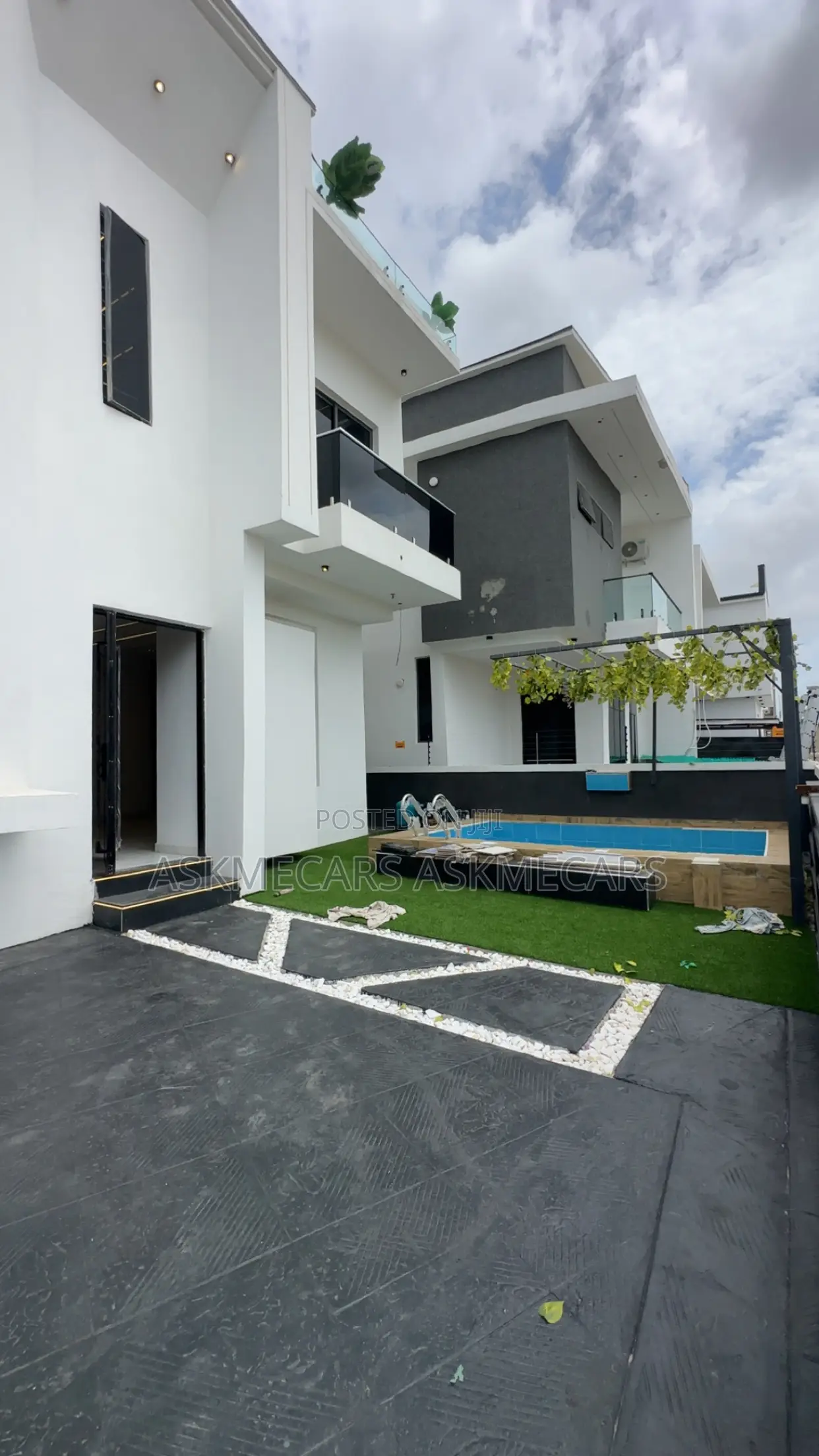 5bdrm Duplex in Ajah for sale in Ajah