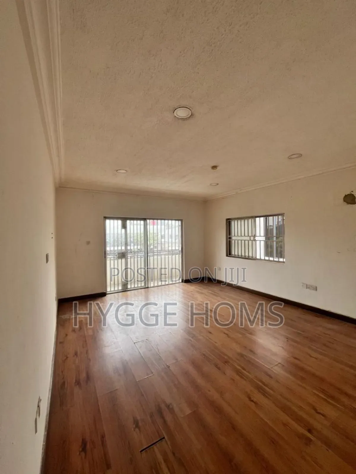 9bdrm Duplex in Ligali Ayorinde for rent in Ligali Ayorinde