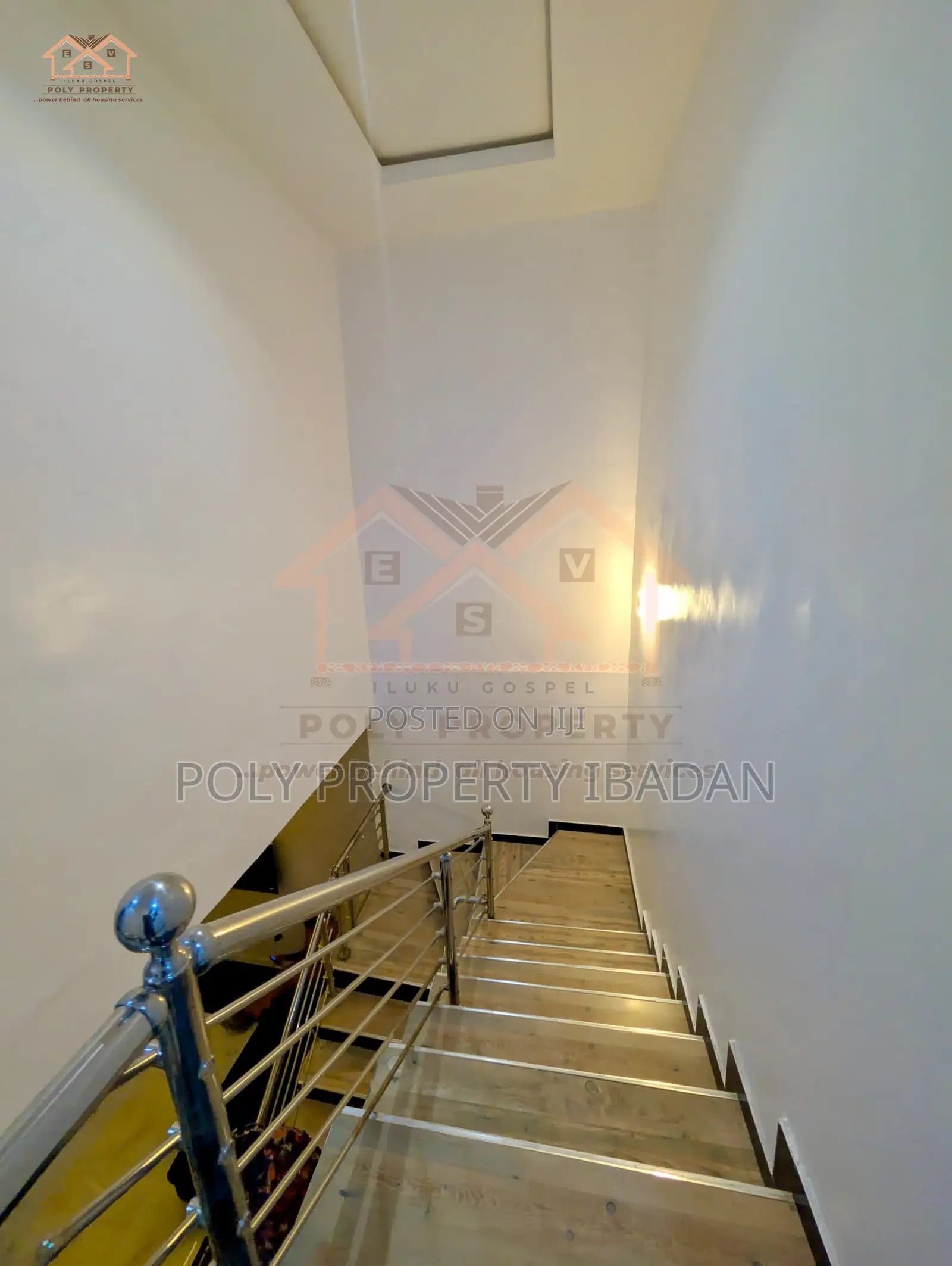5bdrm Duplex in Engr Lere Adigun Gra, Ibadan for sale in Ibadan