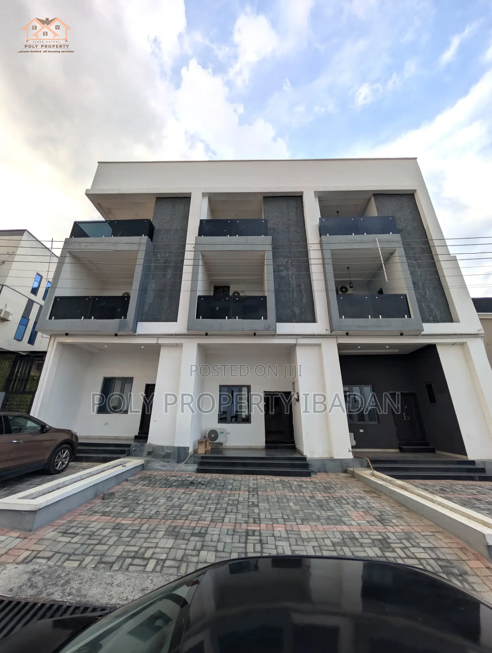 5bdrm Duplex in Engr Lere Adigun Gra, Ibadan for sale in Ibadan