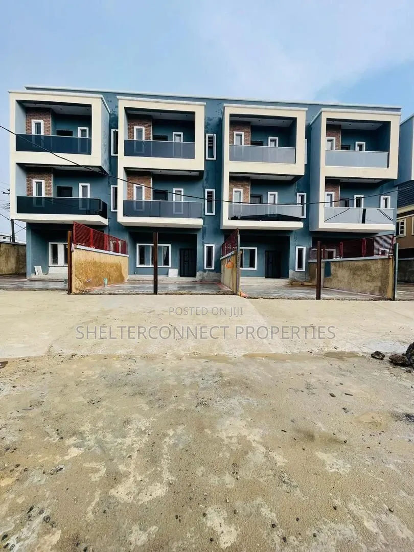 4bdrm Duplex in Adeniyi Jones for sale in Adeniyi Jones