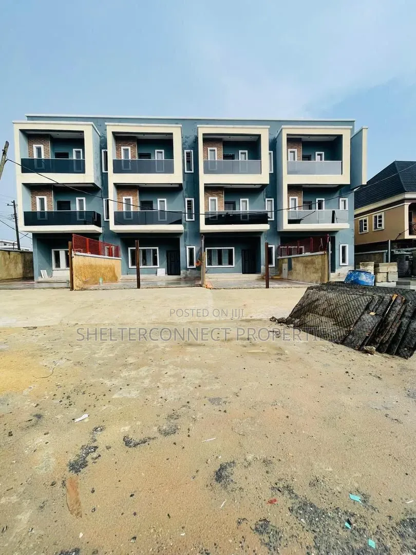 4bdrm Duplex in Adeniyi Jones for sale in Adeniyi Jones