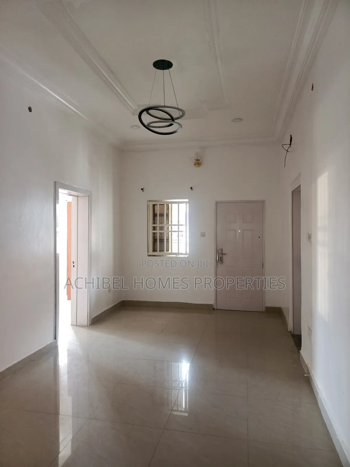 2bdrm Apartment in Fg Admiralty Way, Lekki Phase 1 for rent in Lekki Phase 1