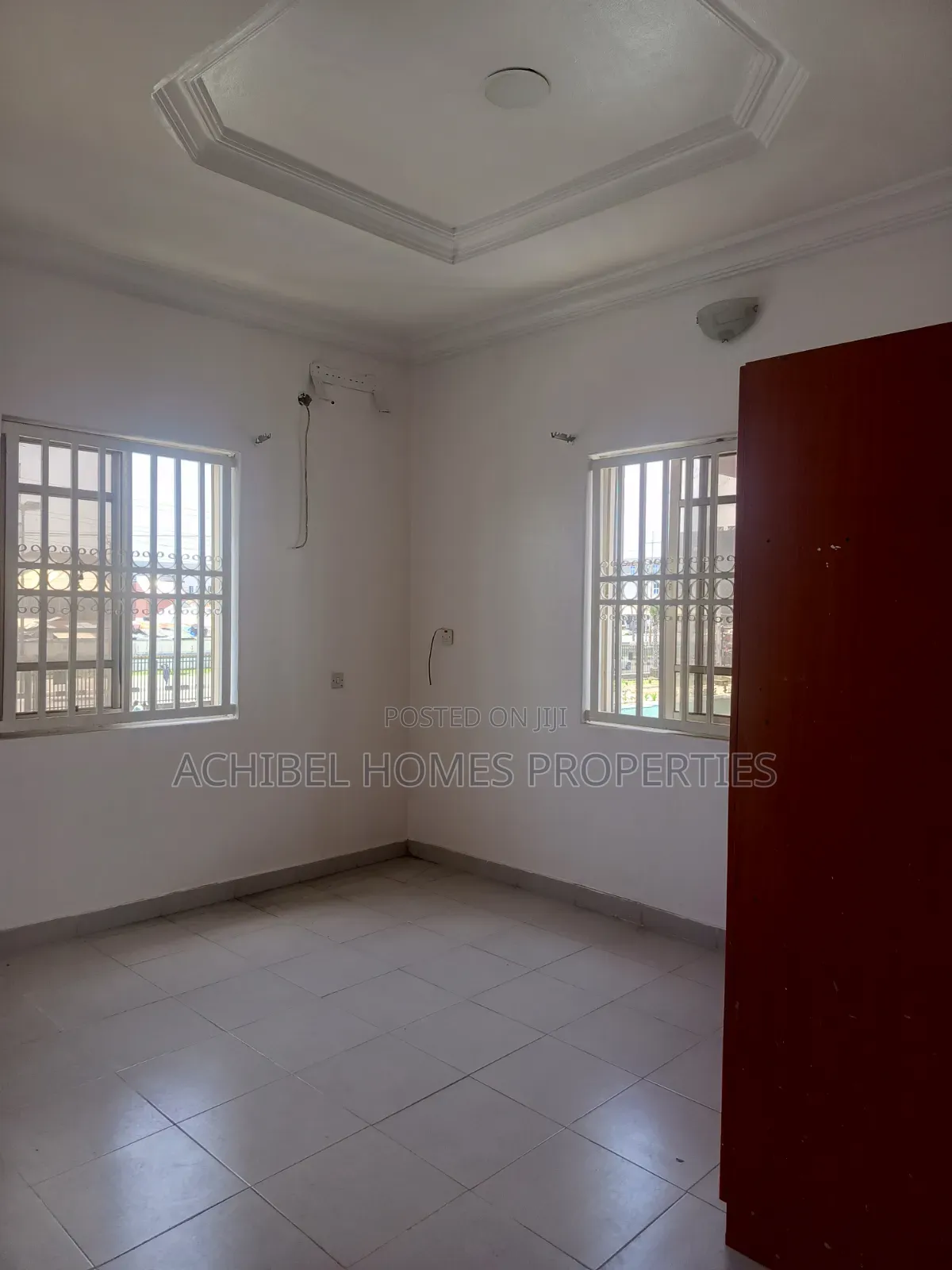 2bdrm Apartment in Fg Admiralty Way, Lekki Phase 1 for rent in Lekki Phase 1