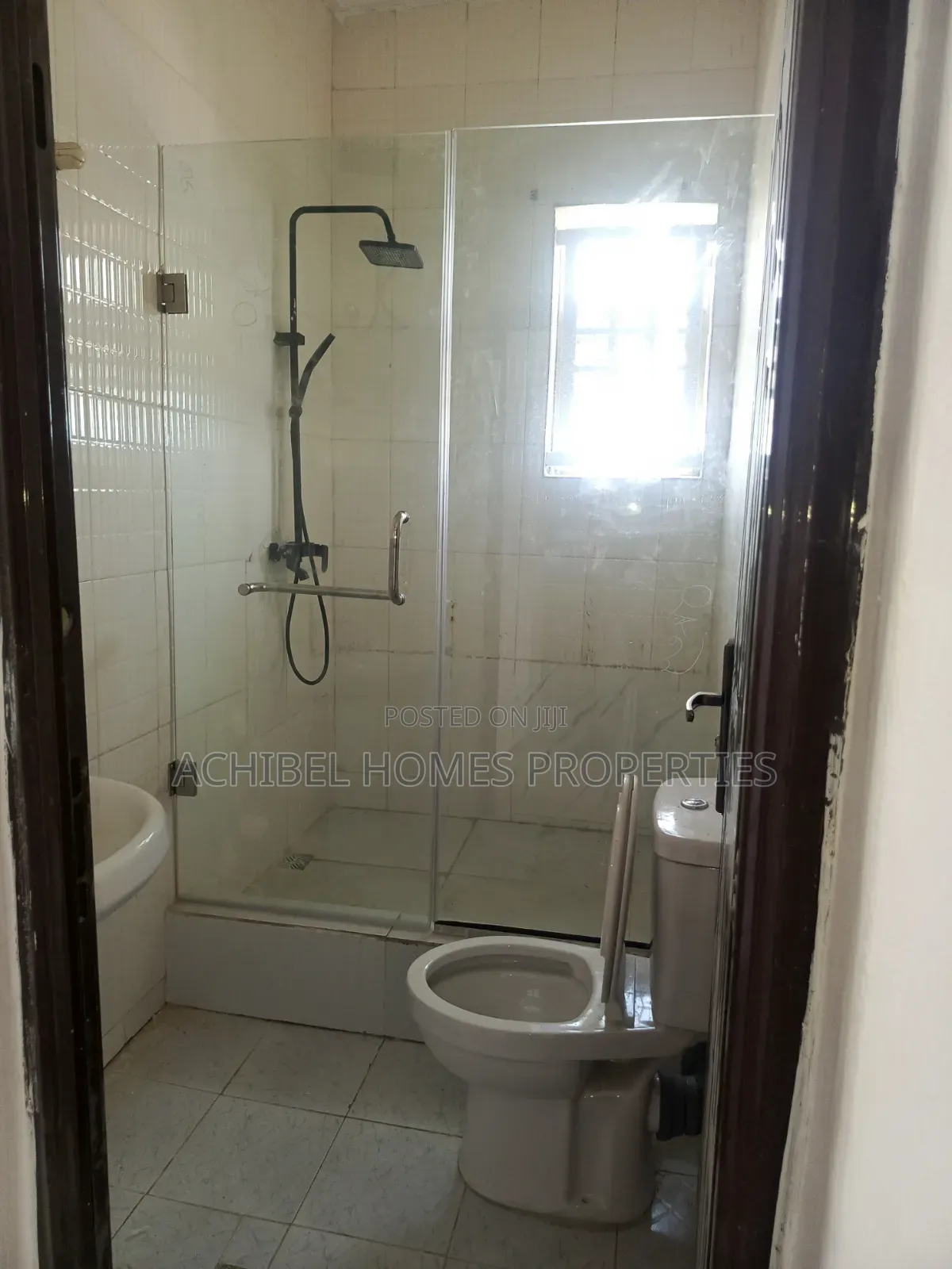 2bdrm Apartment in Fg Admiralty Way, Lekki Phase 1 for rent in Lekki Phase 1