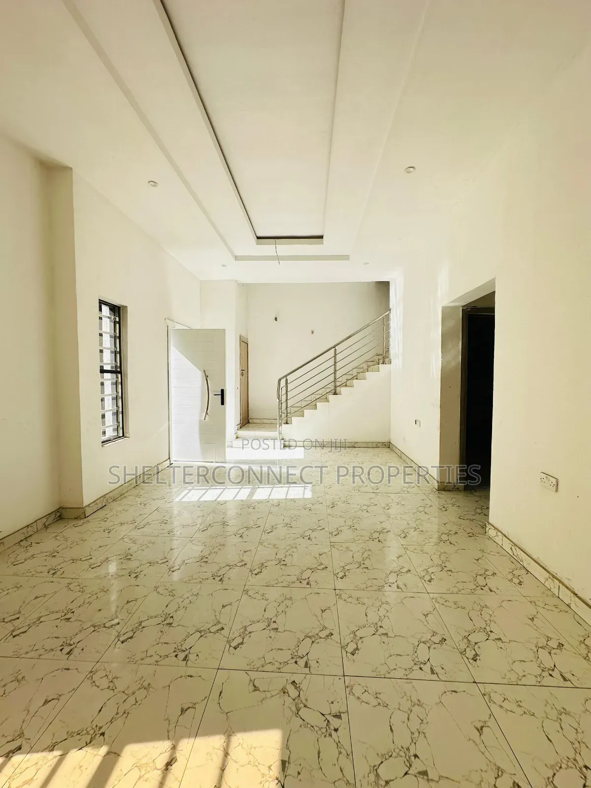 4bdrm Duplex in Lekki Expressway for sale in Lekki Expressway