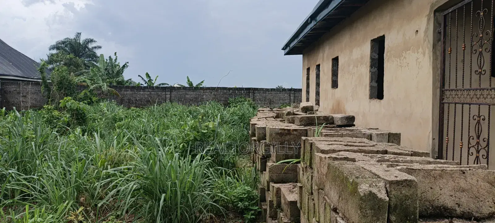 2bdrm House in 2 Bedroom Flat., Etche for sale in Etche