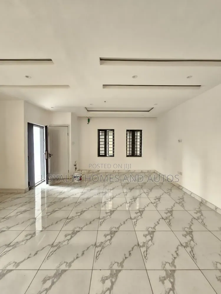 5bdrm Duplex in Ikeja Gra Lagos for rent in Ikeja GRA