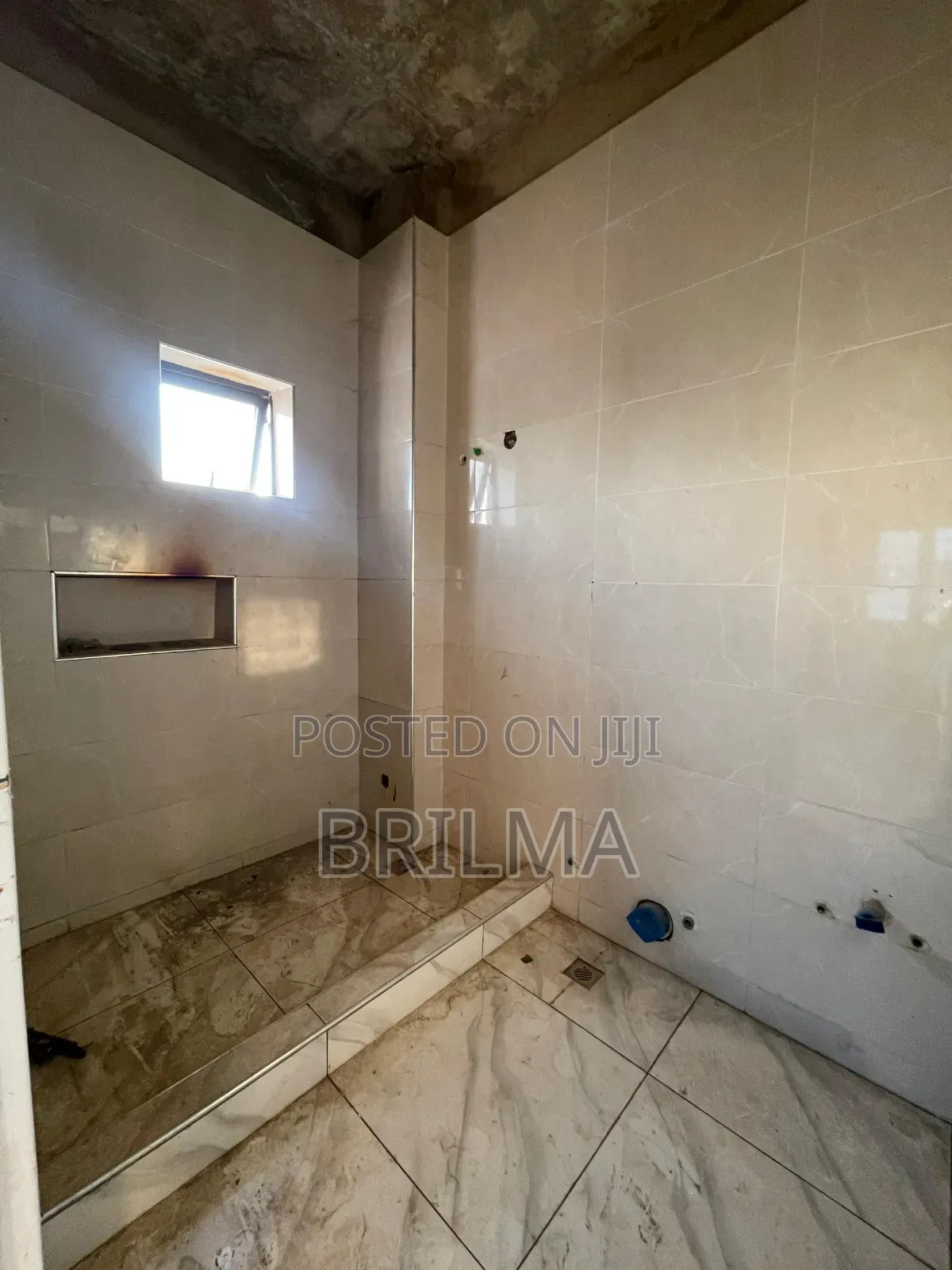 3bdrm Block of Flats in Jahi for sale in Jahi