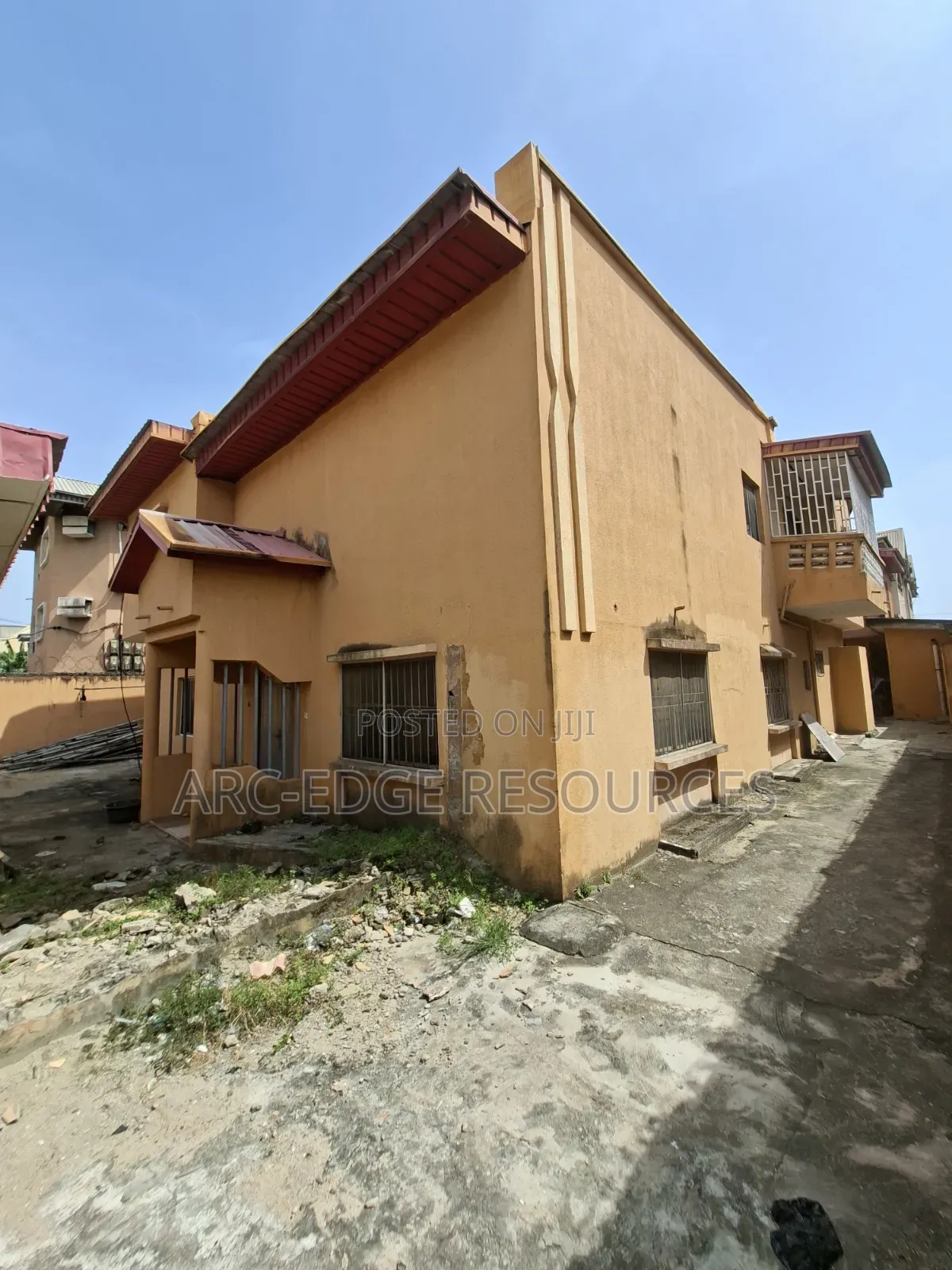 3bdrm Block of Flats in Ago Palace for sale in Ago Palace