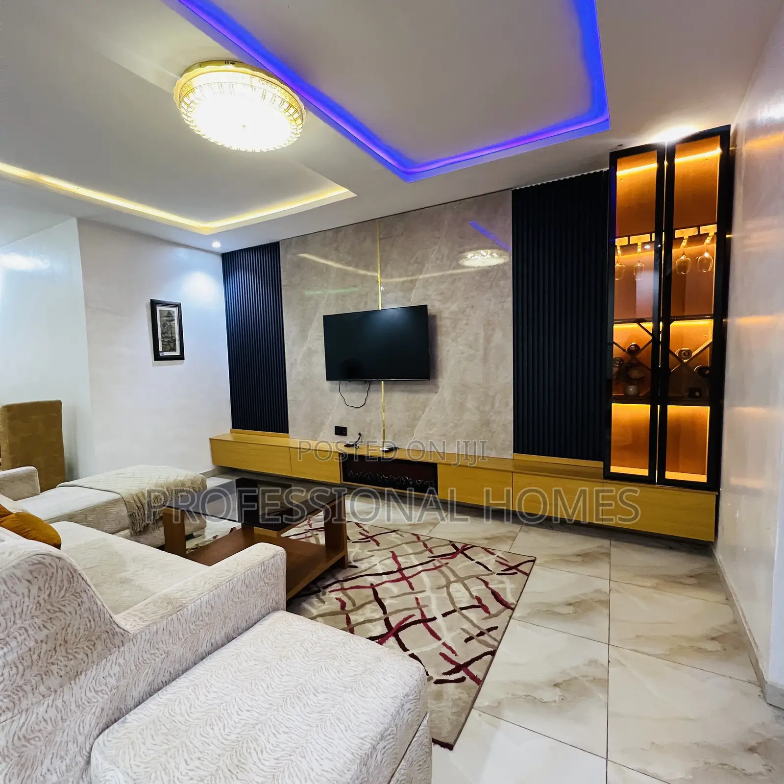 Modern 2 Bedroom Apartment 24/7 PWR 10min to Airport Ajao Estate in Ajao Estate