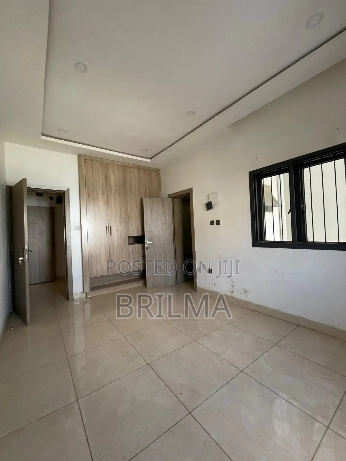 3bdrm Block of Flats in Jahi for sale in Jahi