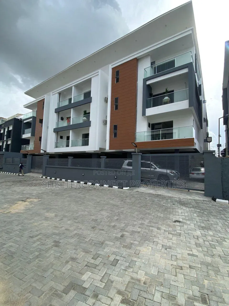3bdrm Apartment in Lekki Phase 1 for sale in Lekki Phase 1