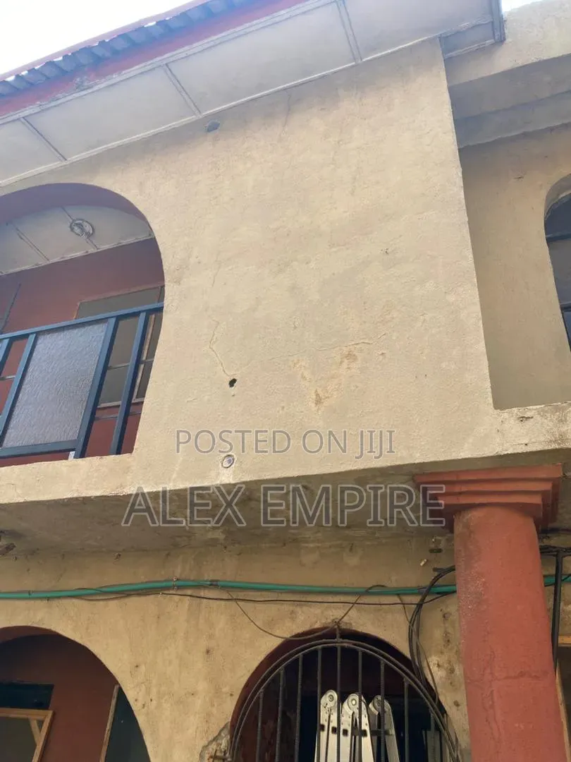 2bdrm Block of Flats in Ago Palace for sale in Ago Palace
