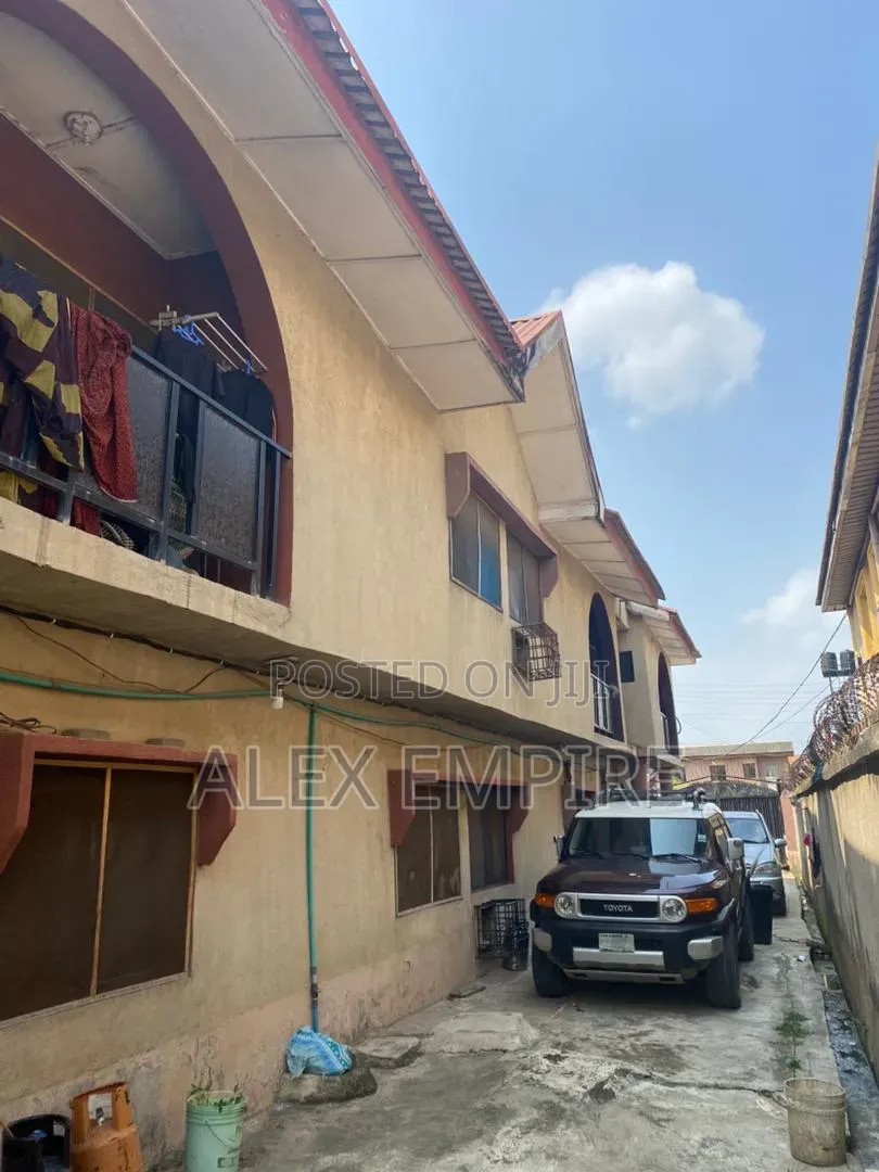 2bdrm Block of Flats in Ago Palace for sale in Ago Palace