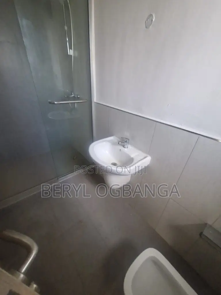 3bdrm Apartment in Lekki Phase 1 for sale in Lekki Phase 1