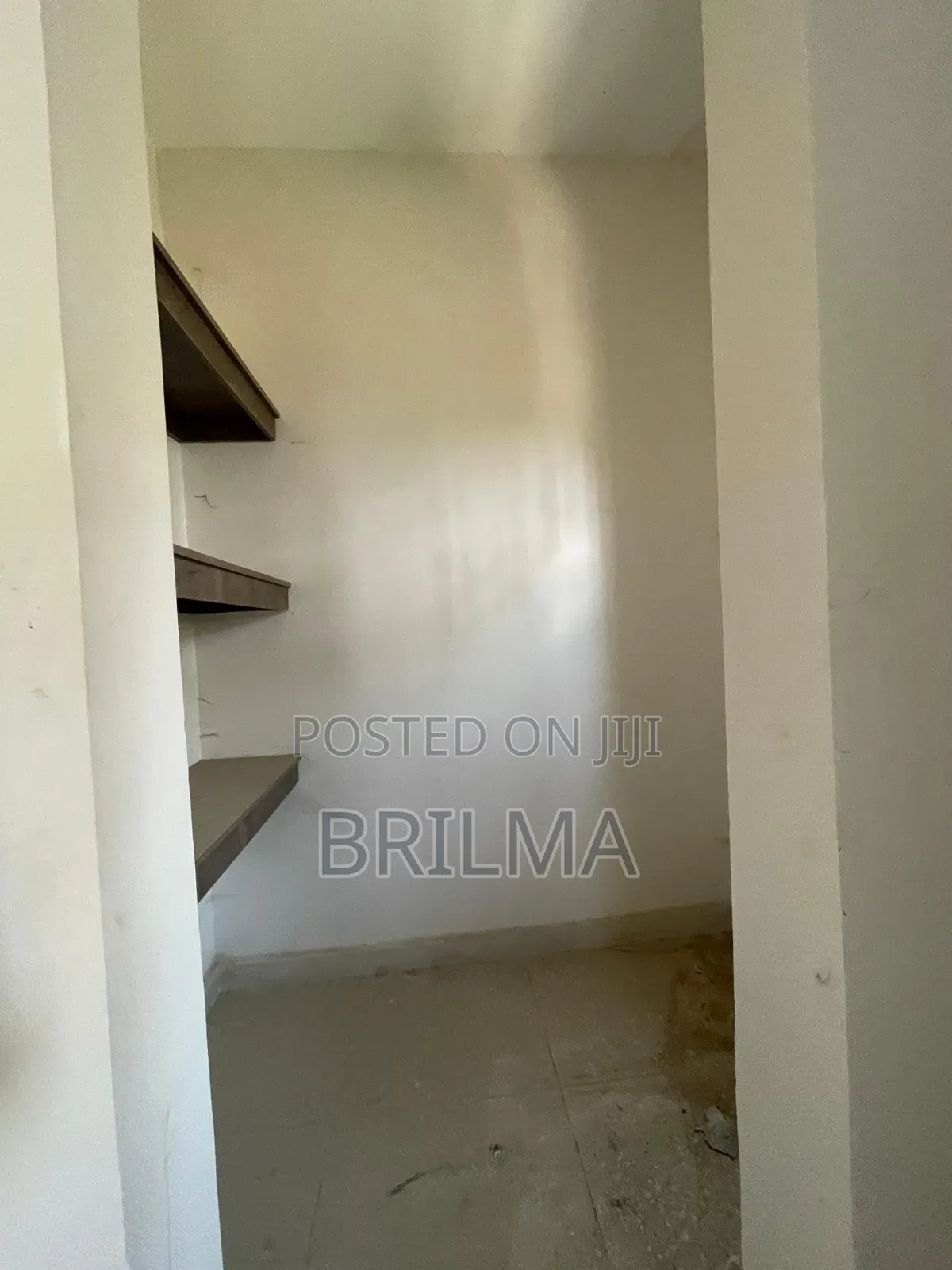 6bdrm Duplex in Jahi for sale in Jahi