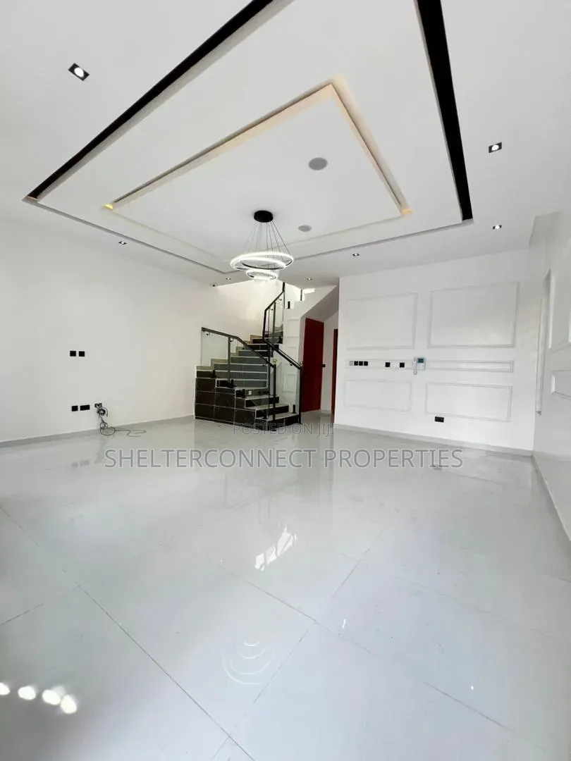 4bdrm Duplex in Ado / Ajah for sale in Ado / Ajah