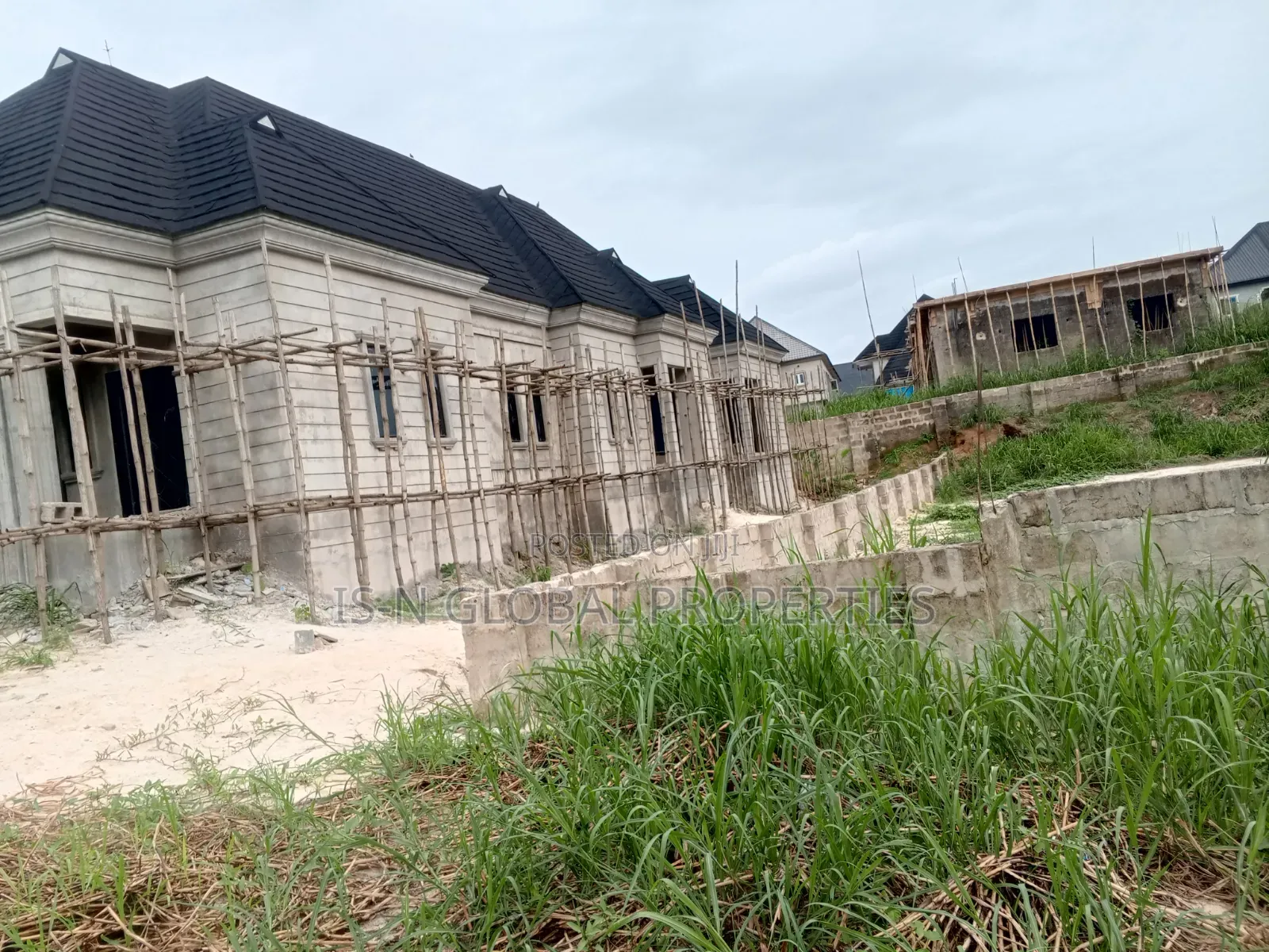 Land for Sale in Warri