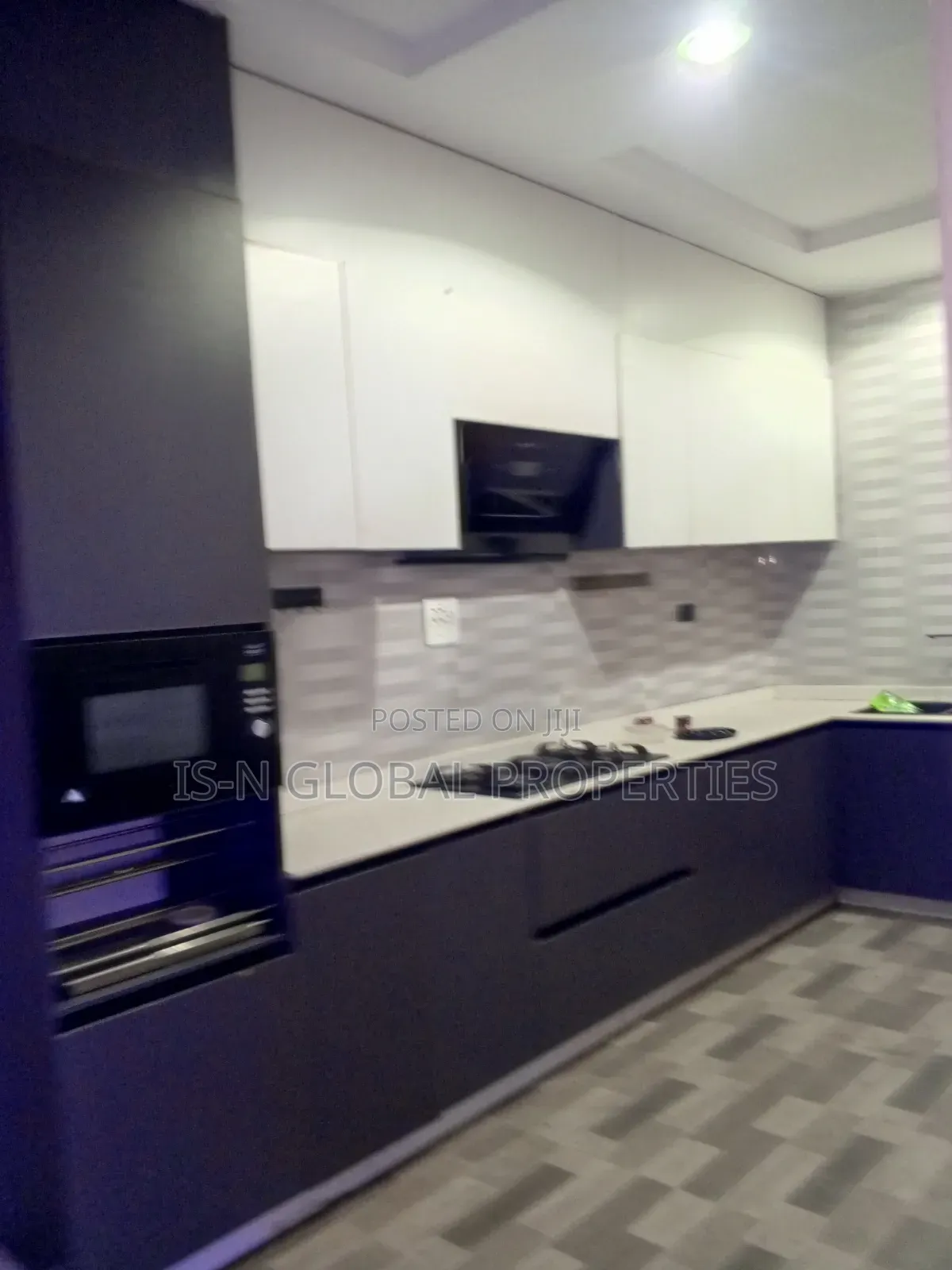 2bdrm Block of Flats in Army Estate, Warri for rent in Warri