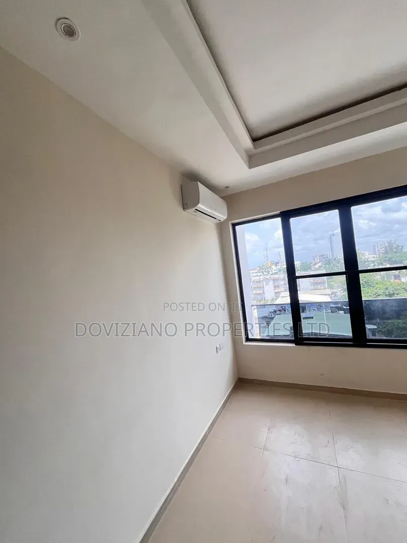 3bdrm Apartment in Ademola Adetokunbo for rent in Ademola Adetokunbo