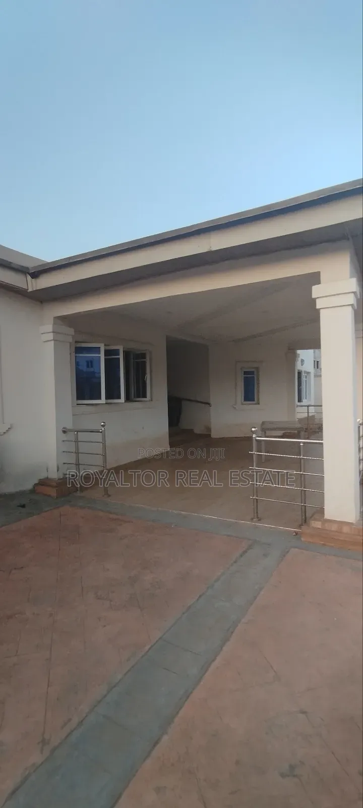 8bdrm Duplex in Royaltor Real Estate, Benin City for rent in Benin City