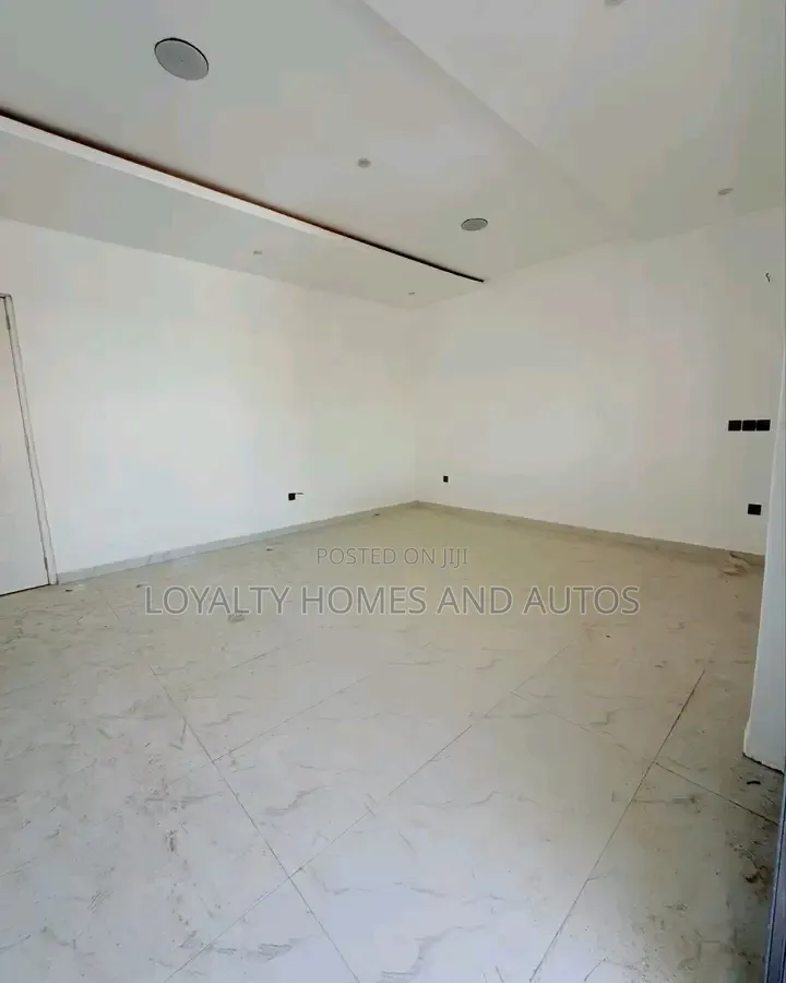 4bdrm House in Lekki Phase 1 for rent in Lekki Phase 1