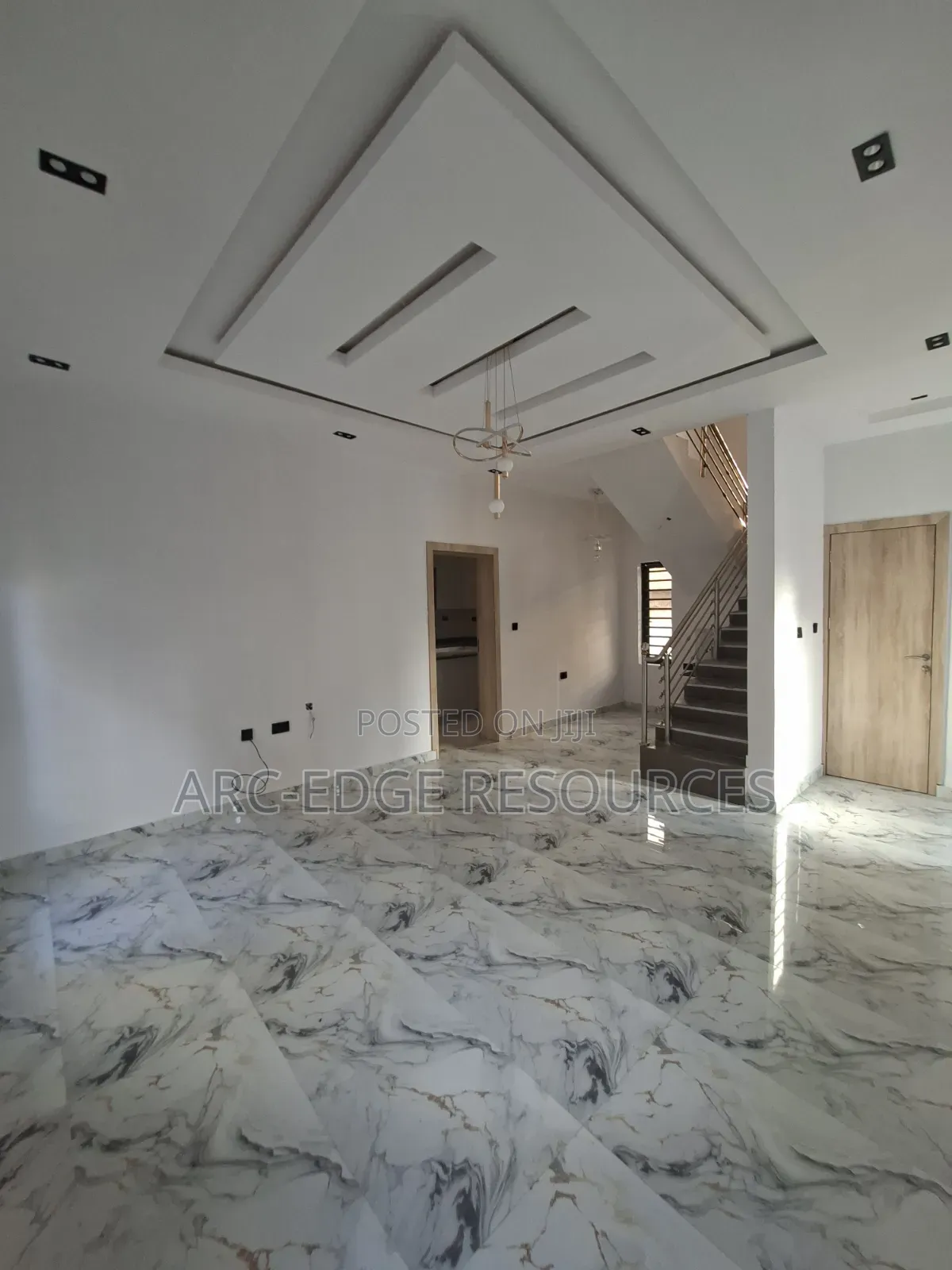 4bdrm Duplex in Ago Palace for sale in Ago Palace